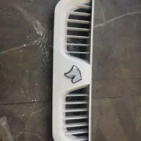 جلو پنجره