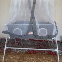 گهواره نوزاد در حد نو