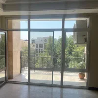 قیطریه 150متر کم واحد نور و نقشه مناسب ارزنده