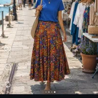 مدلینگ با مهارت تولید محتوا برای لباس زنونه