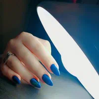 ترمیم وکاشت ناخن باتخفیف ویژه