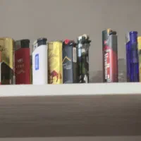 ۳۰ عدد فندک انواع مختلف