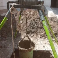 چاه کن حفرچاه کندن فاضلاب باران ازمایشی ارت مقنی