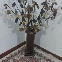 گل وگلدان