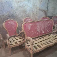 نیروی کار برای رنگ کاری  چوب