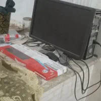 کامپیوتر و رایانه رو میزی. گرافیک دار