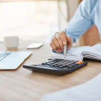 حسابدار خانم دورکار