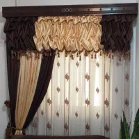 پرده همراه با کتیبه