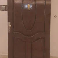 درب ورودی آپارتمان