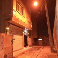 یک باب ساختمان دوطبقه روی پارکینگ سنددار