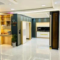 کابینت هایگلاس پا‌ک چوب