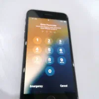 موبایل آیفون se2020