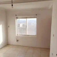روبه رو هتل کوروش ۱۰۰متر