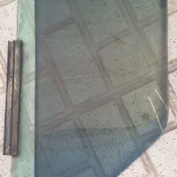 شیشه سمت راننده پیکان وپیکان وانت
