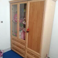 کمد لباس و ویترین