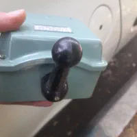 کلید بالا بر چدنی