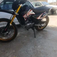تریل پیشتاز200