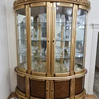 بوفه چوبی شیشه خم