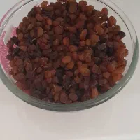 کشمش افتابی وسبزه وگردو