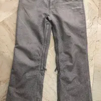 شلوار اسکی و کوهستان