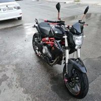 بنلی ۳۰۰ جفت سیلندر مدل ۹۸