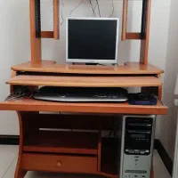 میز تحریر ایکیا