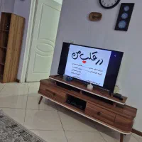 میز تلویزیون در حد نو