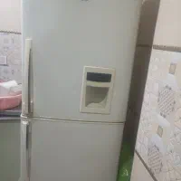 یخچال بدون برفک فقط کمی زنگ زدگی