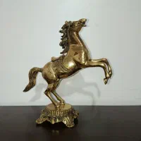 اسب برنز