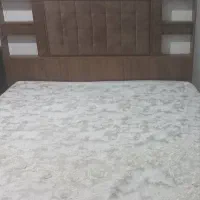 تخت به همراه تشک رویال