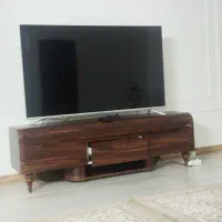 کنسول و میز تی وی بسیار تمیز در حد نو
