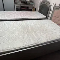 تخت خواب با خوش خواب