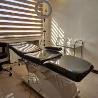 تخت تاشوی سه موتوره جهت کلینیک های زیبایی