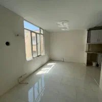 ۷۵ متر دو خواب طبقه اول موقعیت اداری