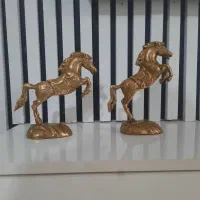 یک جفت اسب تزئینی برنز