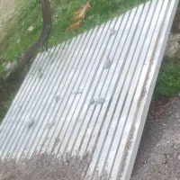 تخت فلزی و درب فلزی