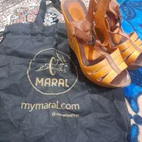 صندل چرم طبیعی برنده مارال چرم