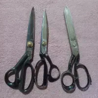 قیچی خیاطی 3 عدد قدیمی اصل بسیار تیز