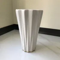 گلدان سرامیکی و پلاستیکی