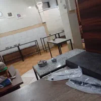 میز و نیمکت تهرانی