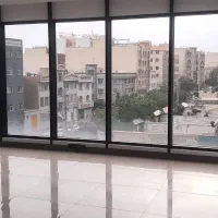 ۱۱۰متر موقعیت اداری/بر اصلی/خطی پنجره