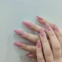 خدمات ناخن