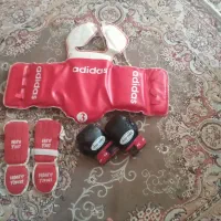 هوگو، دستکش