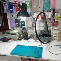 موبایل کیوسک تعمیرات. لوازم جانبی .موبایل کارکرده