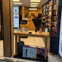 نیازمند تعمیرکارحرفه ای موبایل آقایا خانم