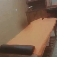 تخت ماساژ ،روغن و...