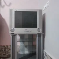 تلویزیون 20 اینچ سامسونگ با میز