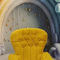 مبل تک بچگانه