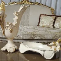 دکوری طلاکوب