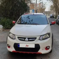 کوئیک آر مدل ۴۰۱ سفید بسیار تمیز